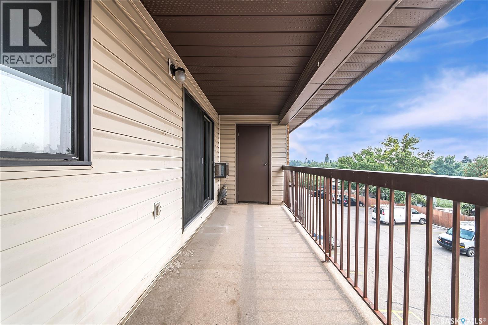 301 335 Kingsmere Boulevard, Saskatoon, SK