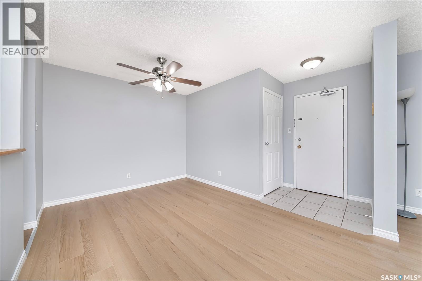 301 335 Kingsmere Boulevard, Saskatoon, SK