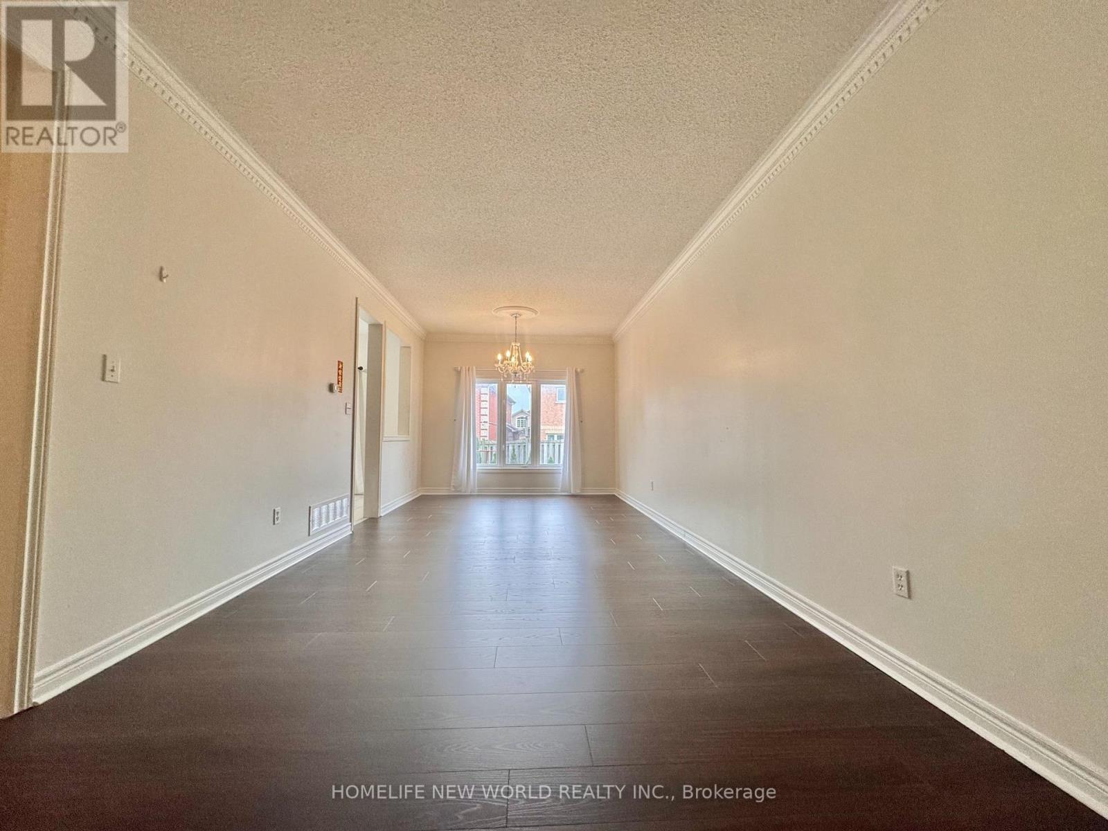 7 Symphony Gate, Markham, ON
