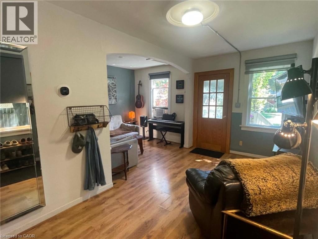 270 West 18Th Street, Hamilton, ON