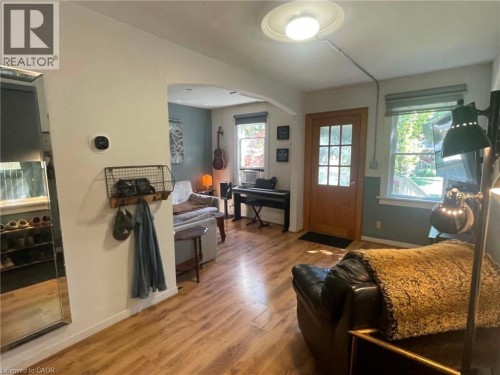 270 West 18Th Street, Hamilton, ON 