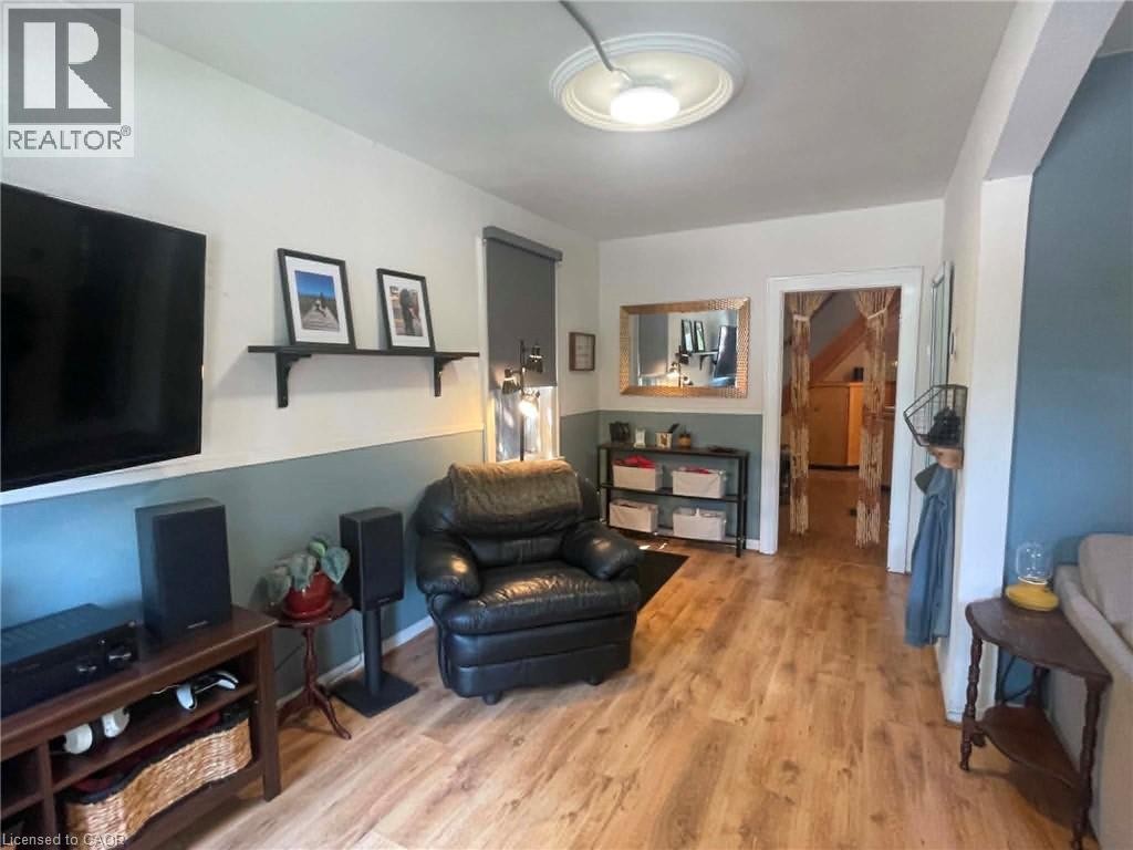 270 West 18Th Street, Hamilton, ON