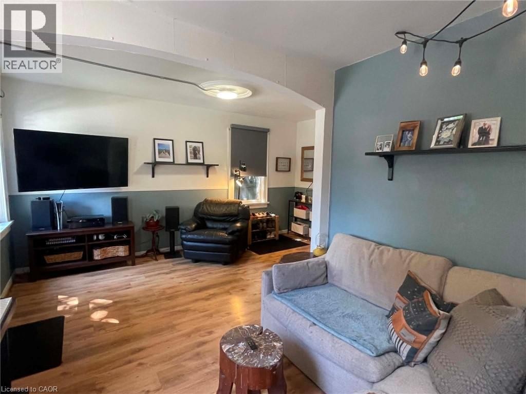 270 West 18Th Street, Hamilton, ON