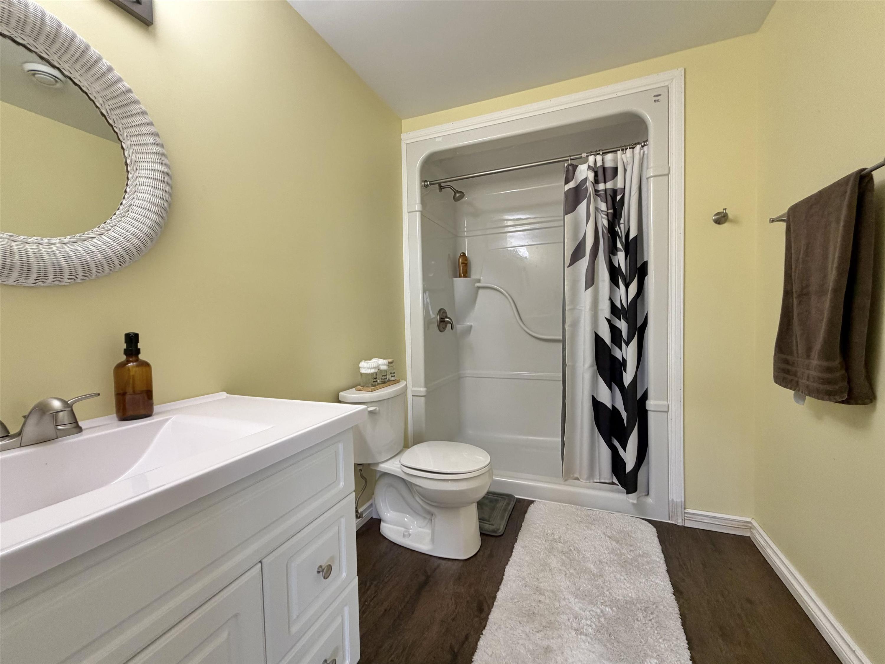 8 Spruce Drive, Emo, ON