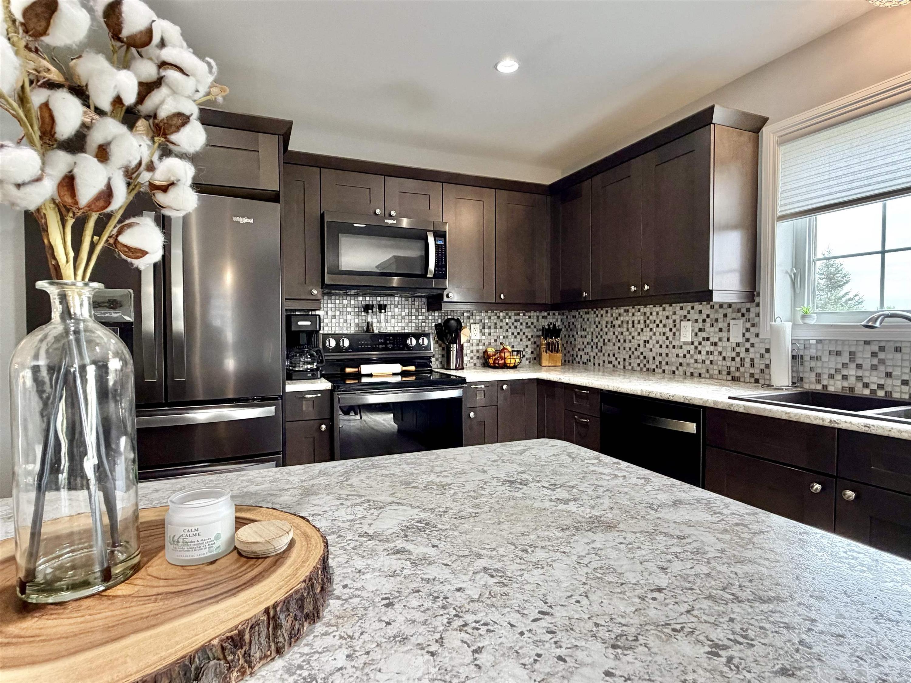 8 Spruce Drive, Emo, ON