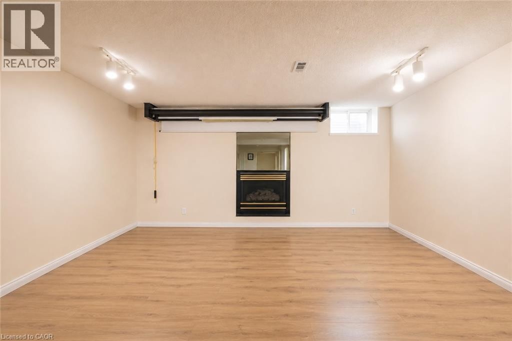 481 Timbercroft Crescent, Waterloo, ON