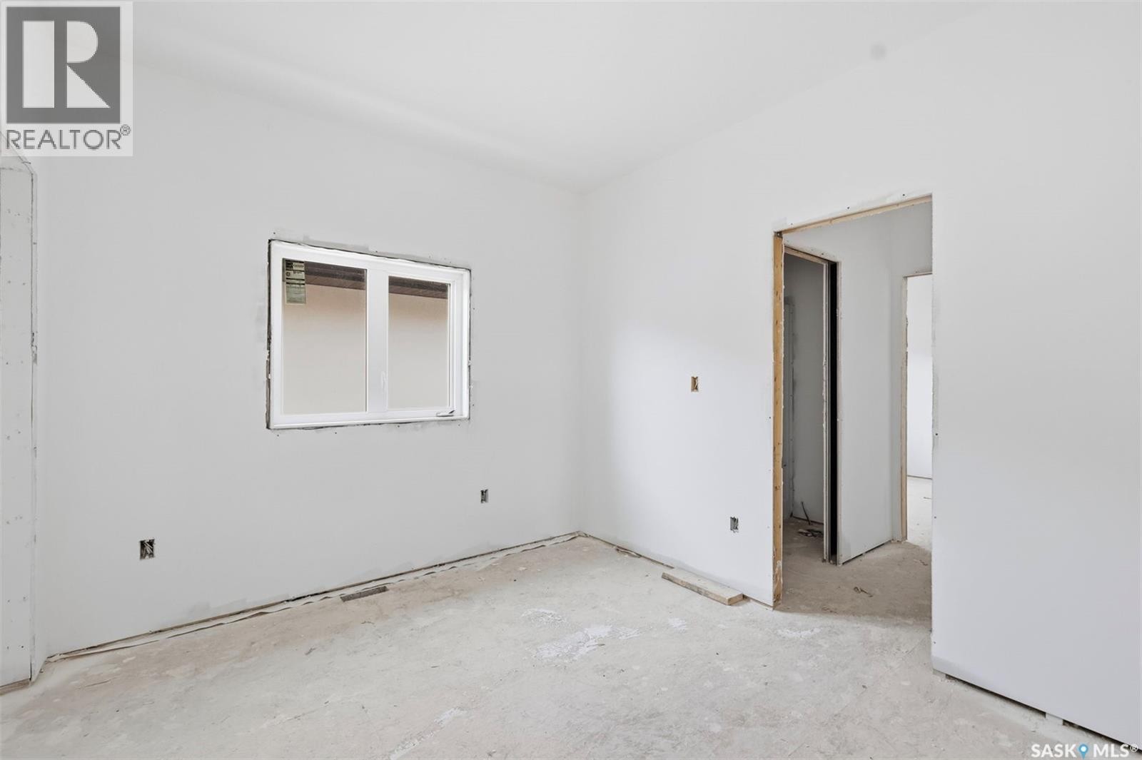 390 Sharma Crescent, Saskatoon, SK