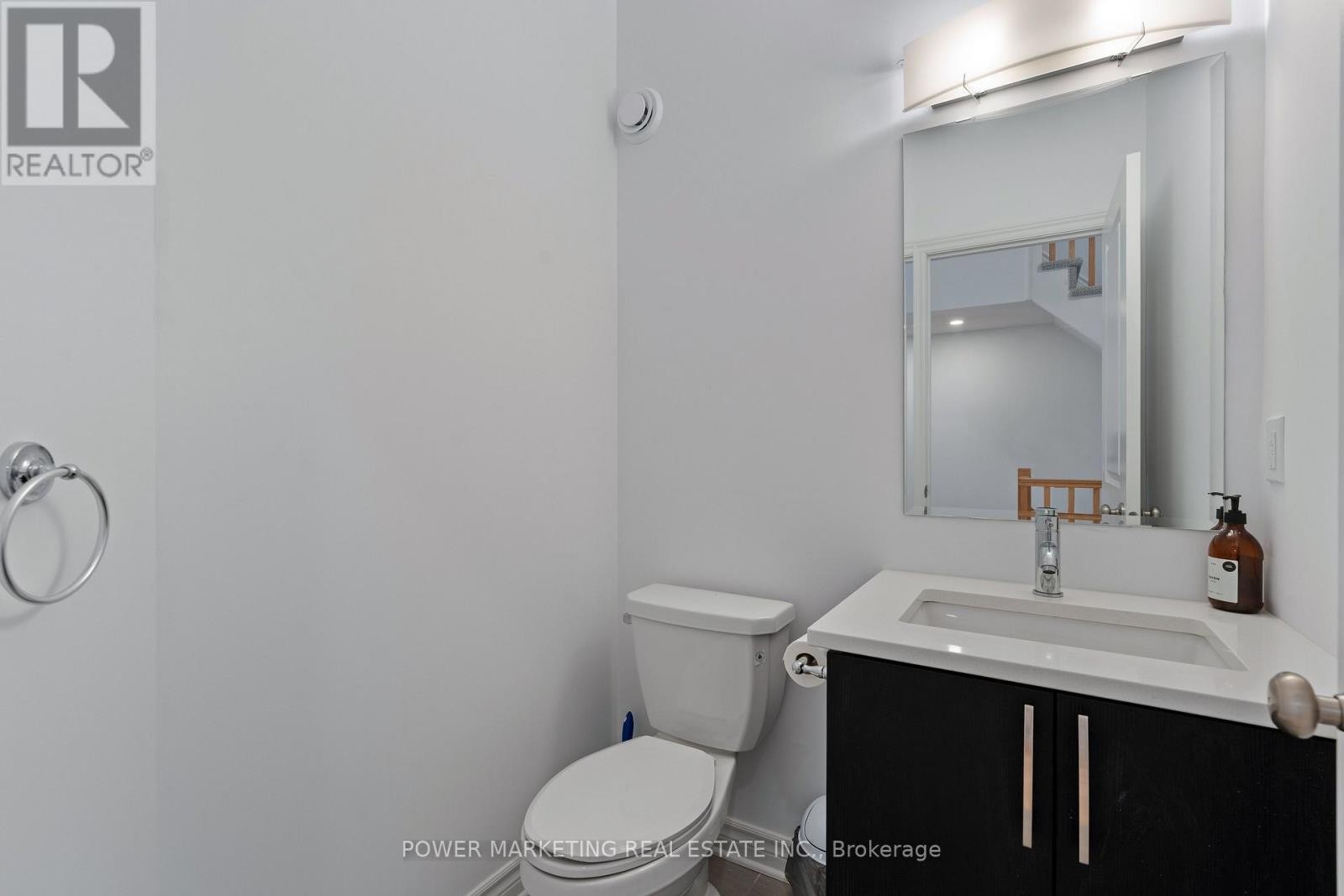 677 Cordelette Circle, Ottawa, ON