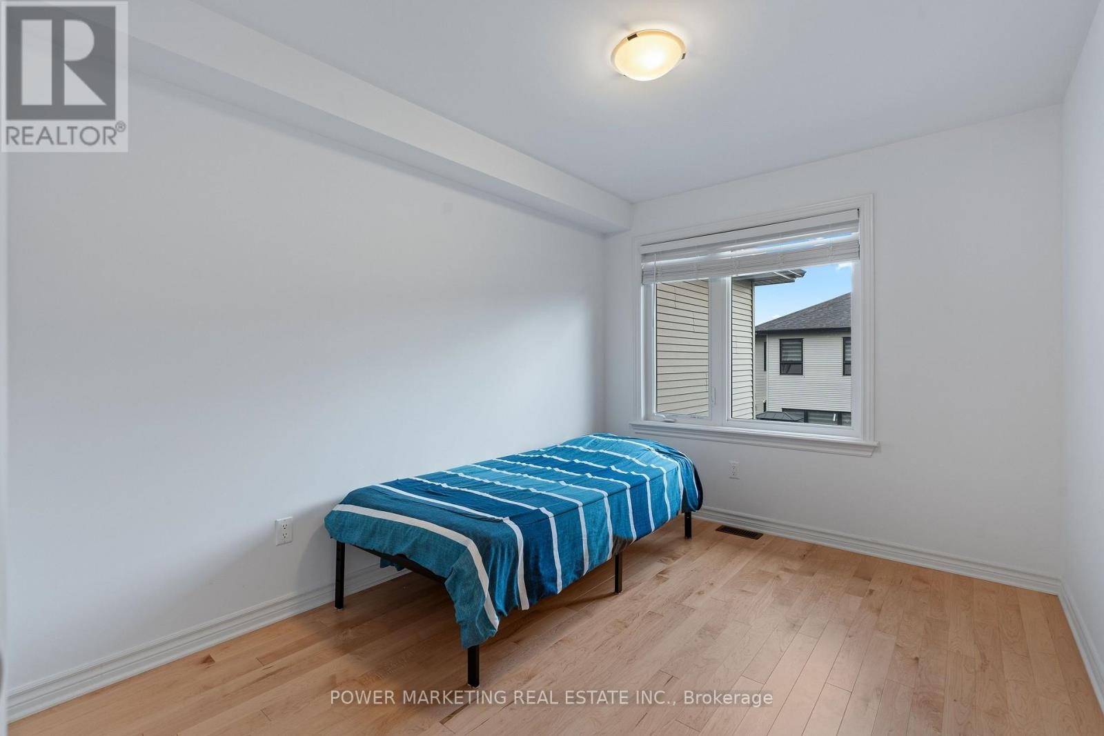 677 Cordelette Circle, Ottawa, ON
