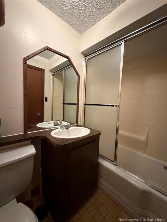 2371 Commerciale St, Saint-François-De-Madawaska, NB