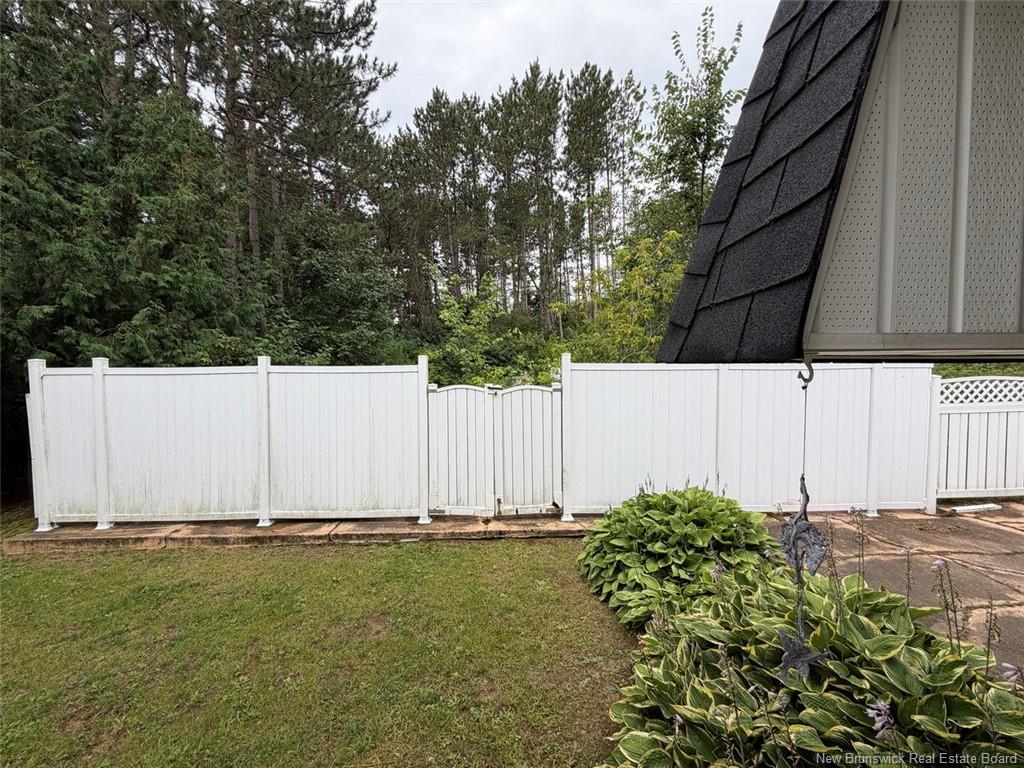 2371 Commerciale St, Saint-François-De-Madawaska, NB