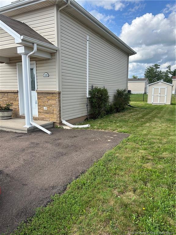 106 Lakeburn Ave, Dieppe, NB