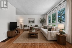 Photo is virtually staged - 