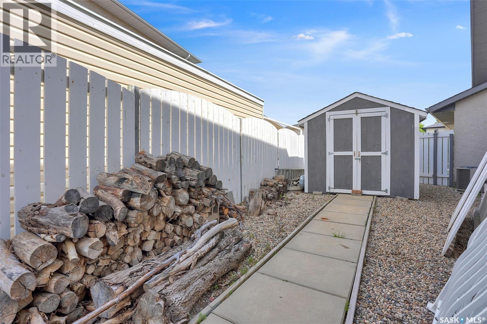 1355 Maple Leaf Crescent N, Regina, SK