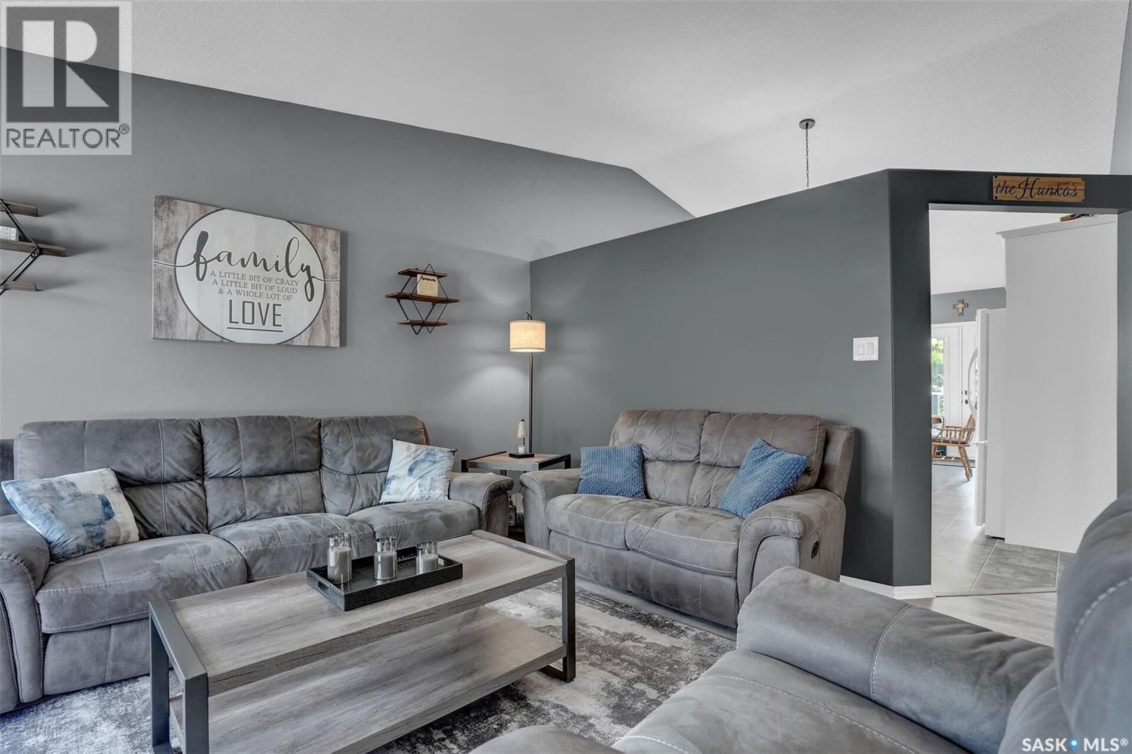 1355 Maple Leaf Crescent N, Regina, SK