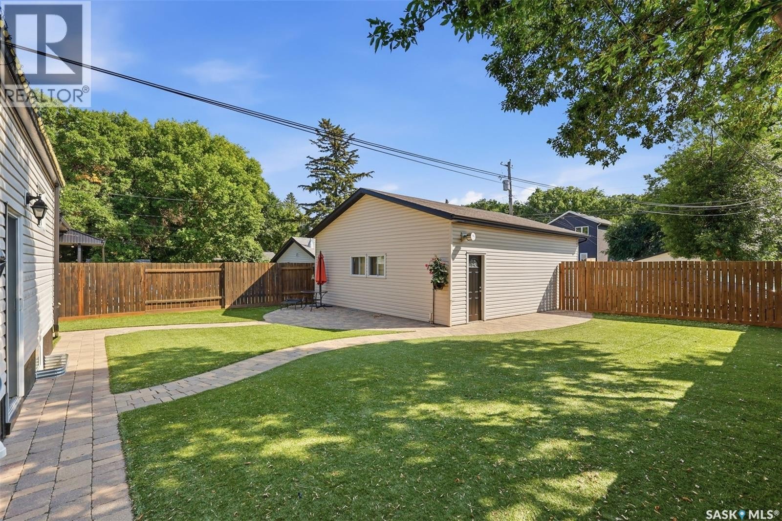 220 3Rd Street E, Saskatoon, SK