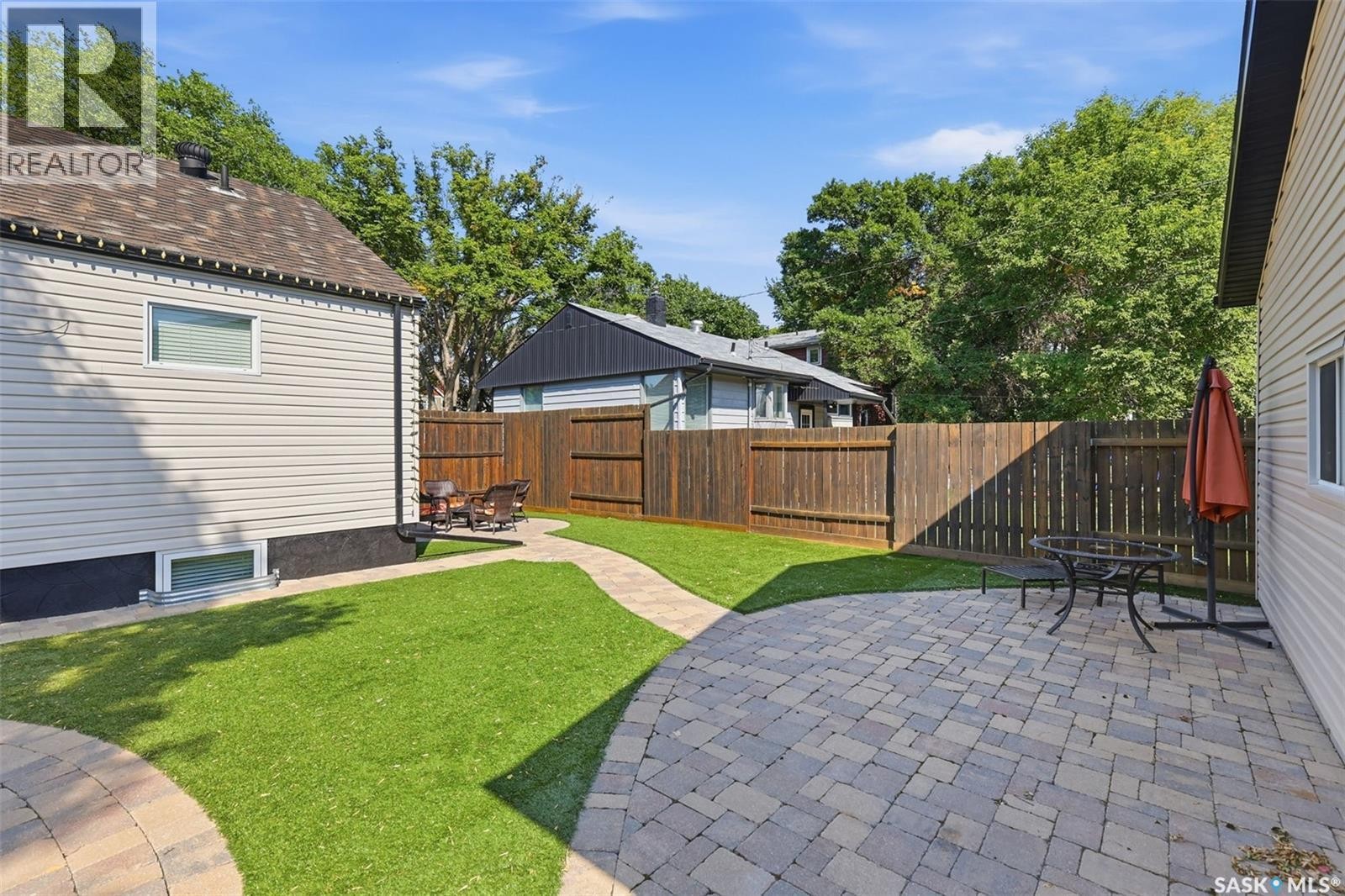 220 3Rd Street E, Saskatoon, SK