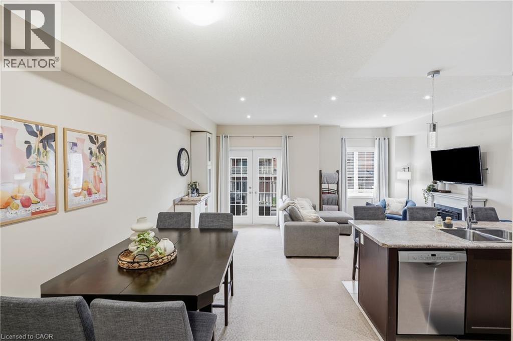 25 Hiscott Drive, Waterdown, ON