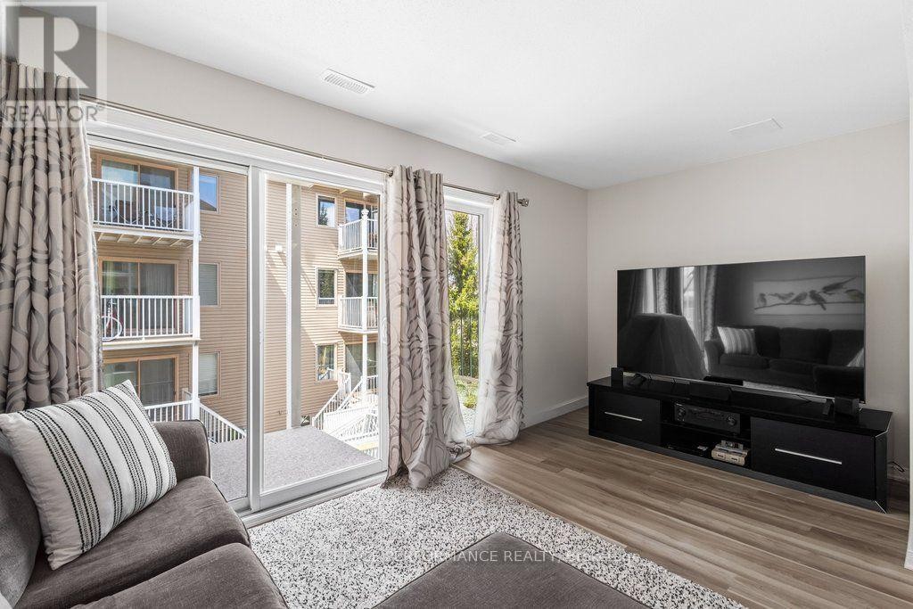 175 Windswept Private, Ottawa, ON