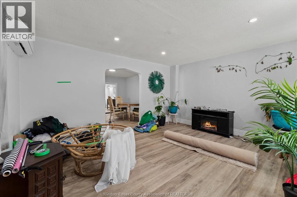 1210-1212 Monmouth, Windsor, ON
