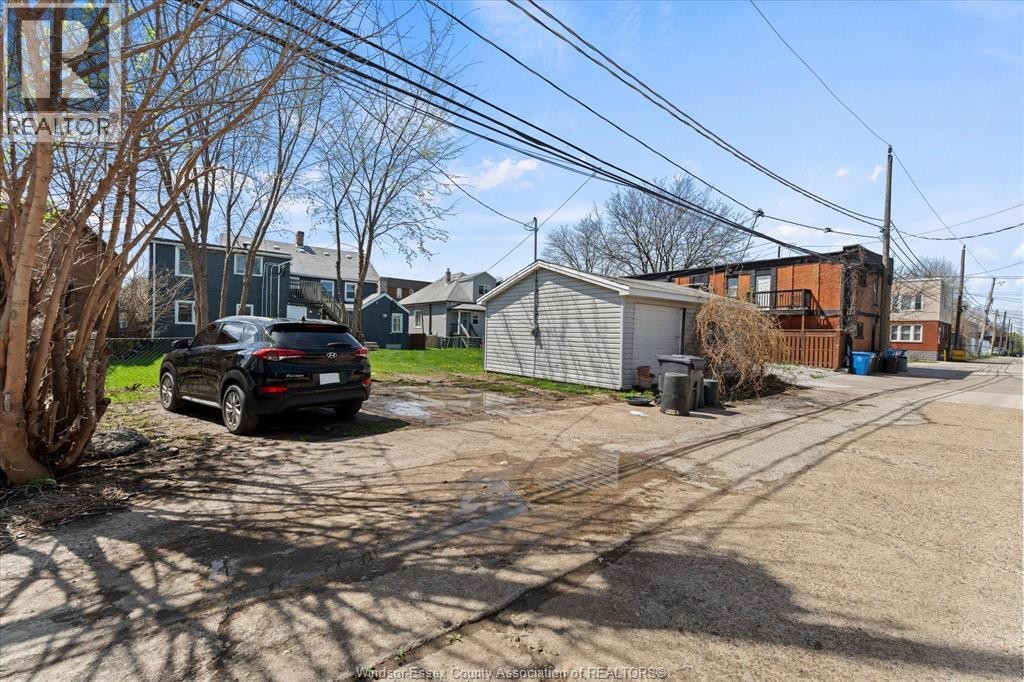 1210-1212 Monmouth, Windsor, ON