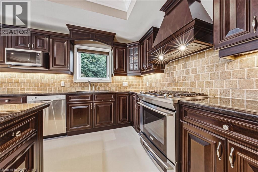 231 Pine Cove Road, Burlington, ON