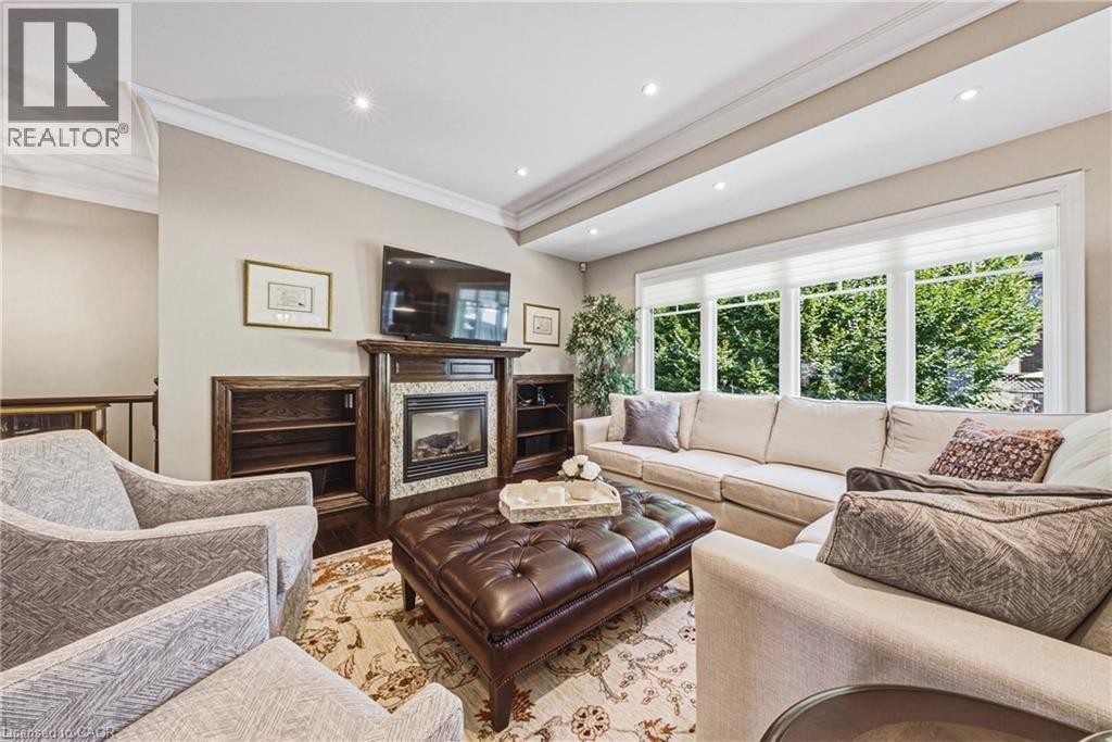 231 Pine Cove Road, Burlington, ON