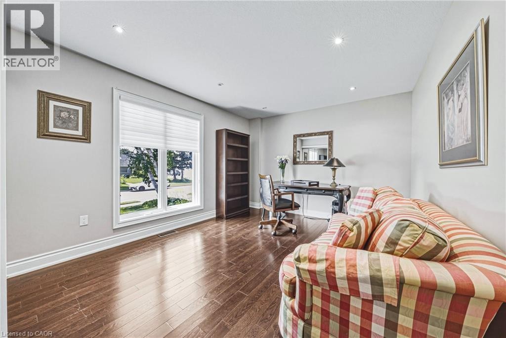 231 Pine Cove Road, Burlington, ON