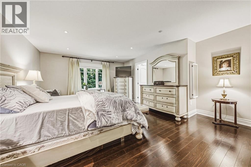 231 Pine Cove Road, Burlington, ON