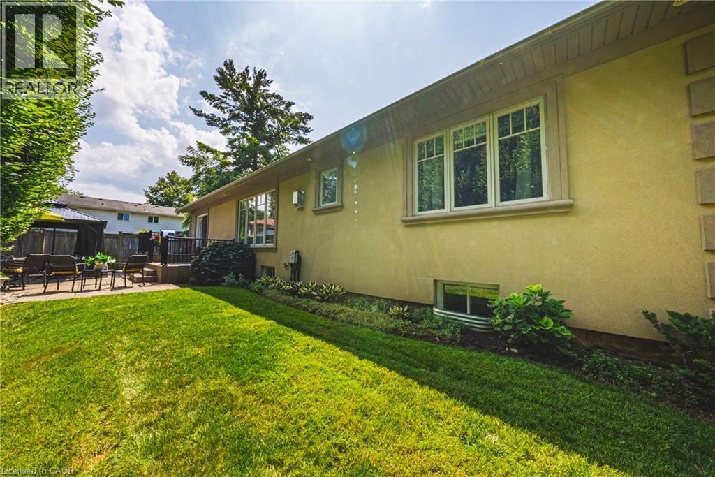 231 Pine Cove Road, Burlington, ON