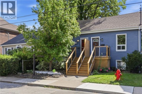 New front stairs and deck. - 128 Robert Street, Hamilton, ON 