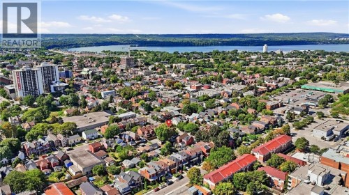 128 Robert Street, Hamilton, ON 