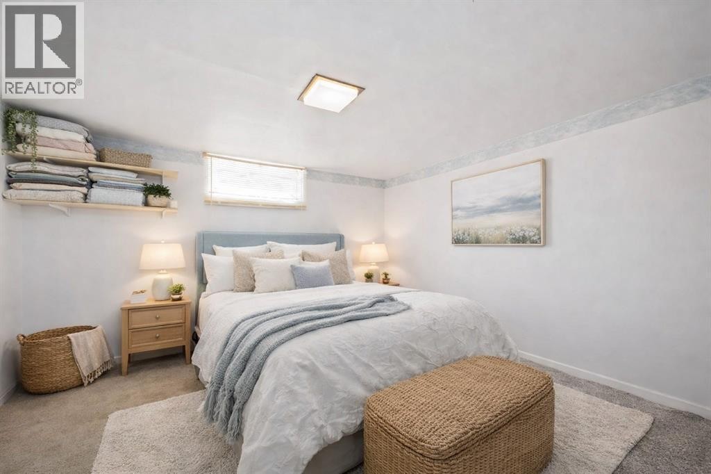 563 Riverside Drive, St Clair, ON