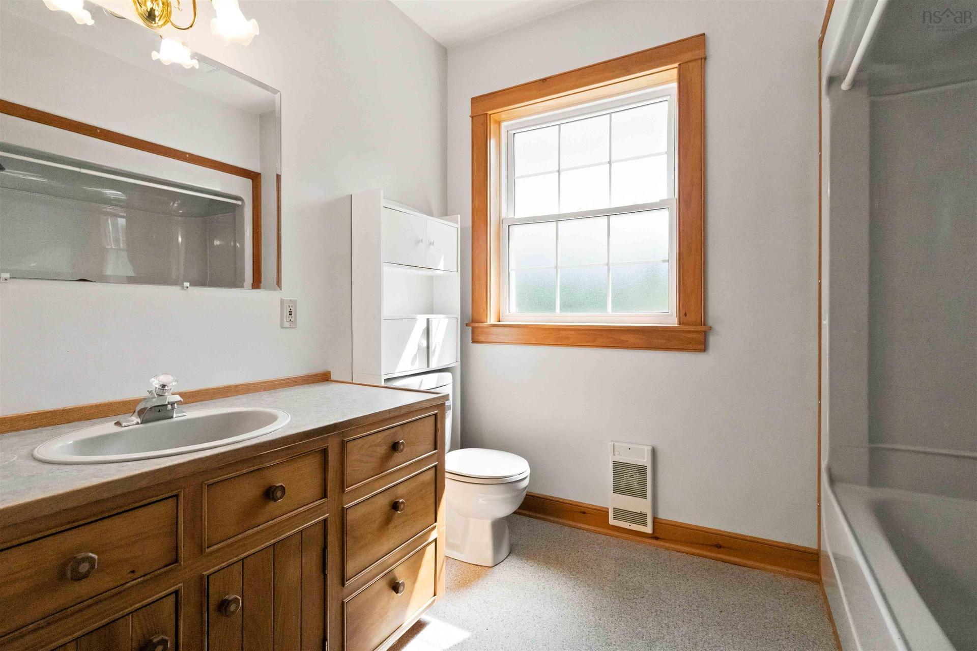 1912 Highway 331, West Lahave, NS