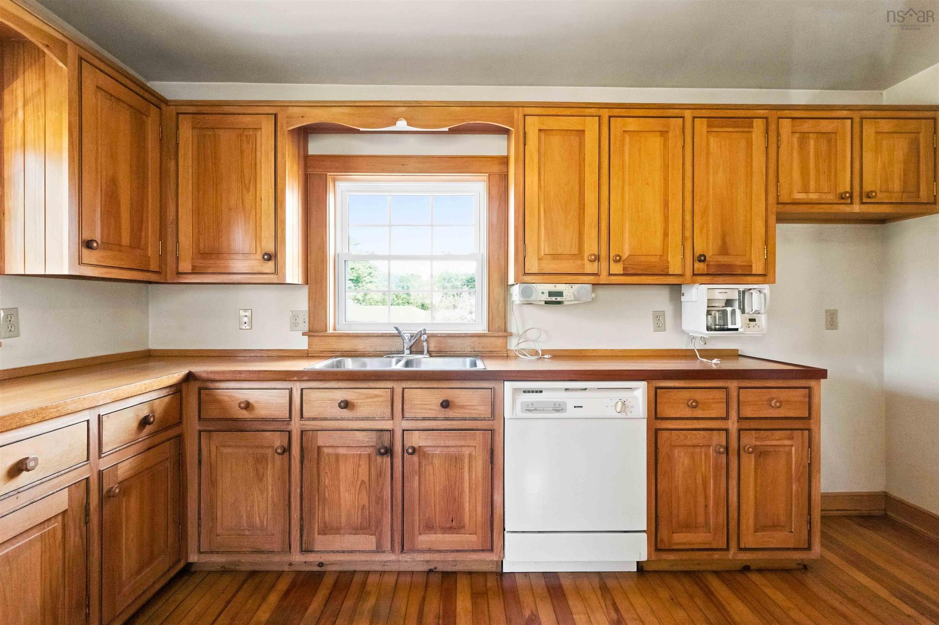 1912 Highway 331, West Lahave, NS