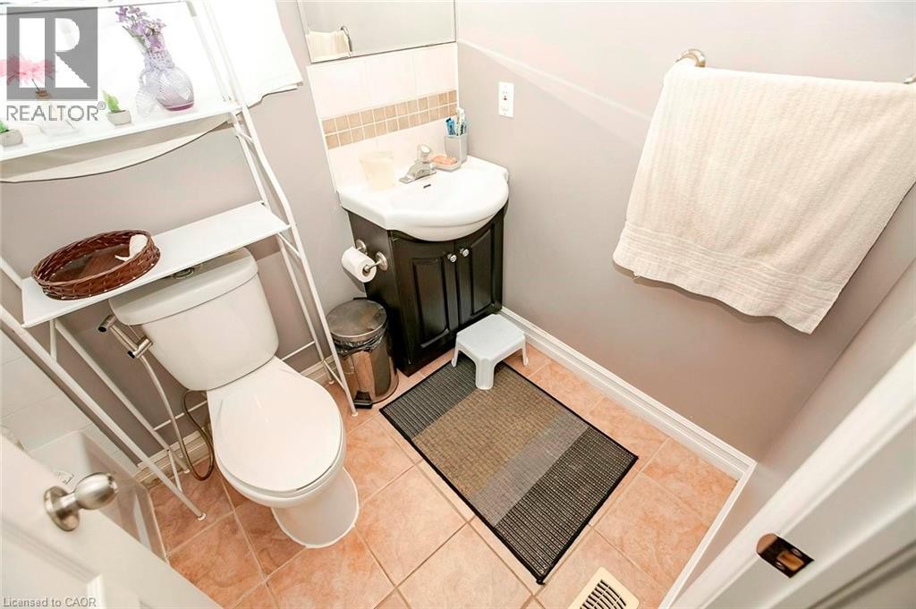 107 Glencliffe Court, Kitchener, ON
