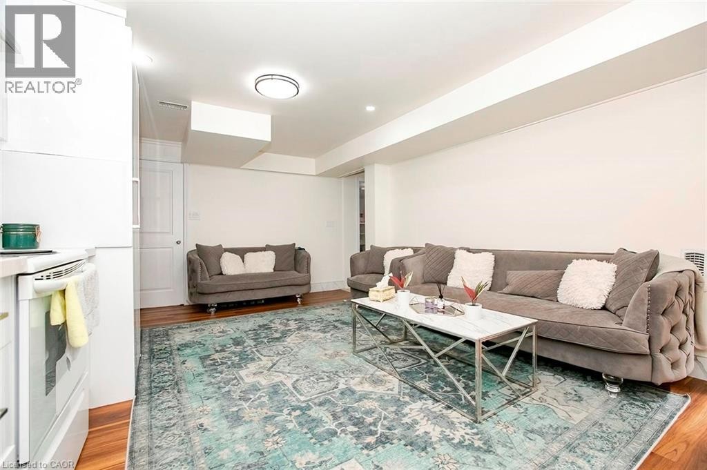 107 Glencliffe Court, Kitchener, ON