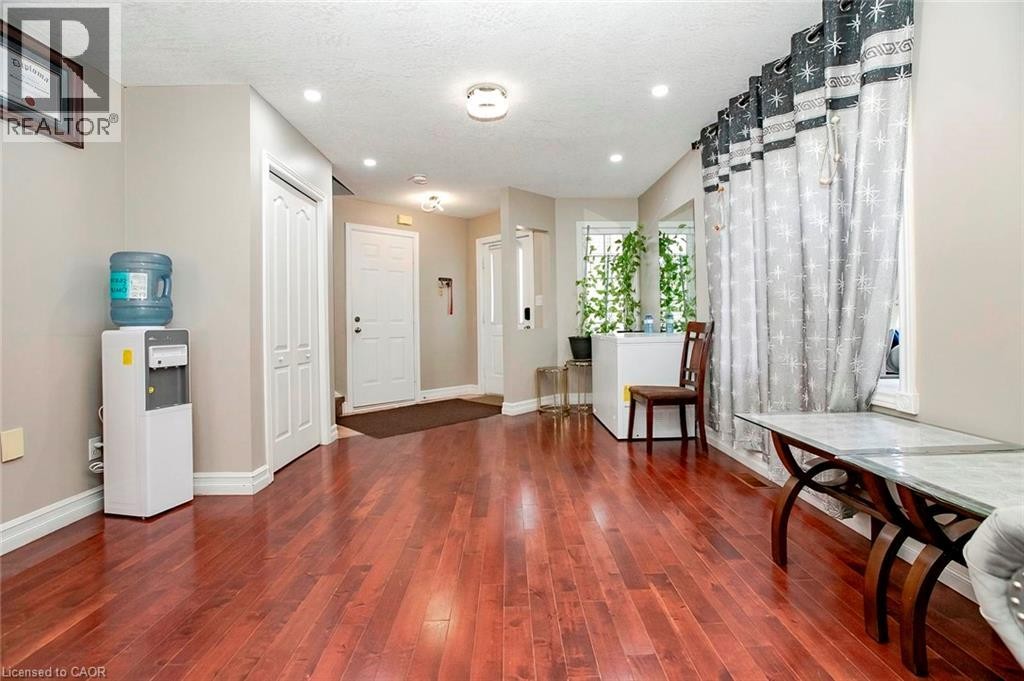 107 Glencliffe Court, Kitchener, ON