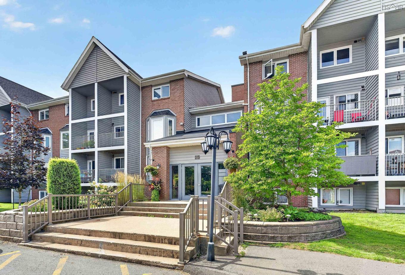 211 15 Knightsridge Drive, Halifax, NS