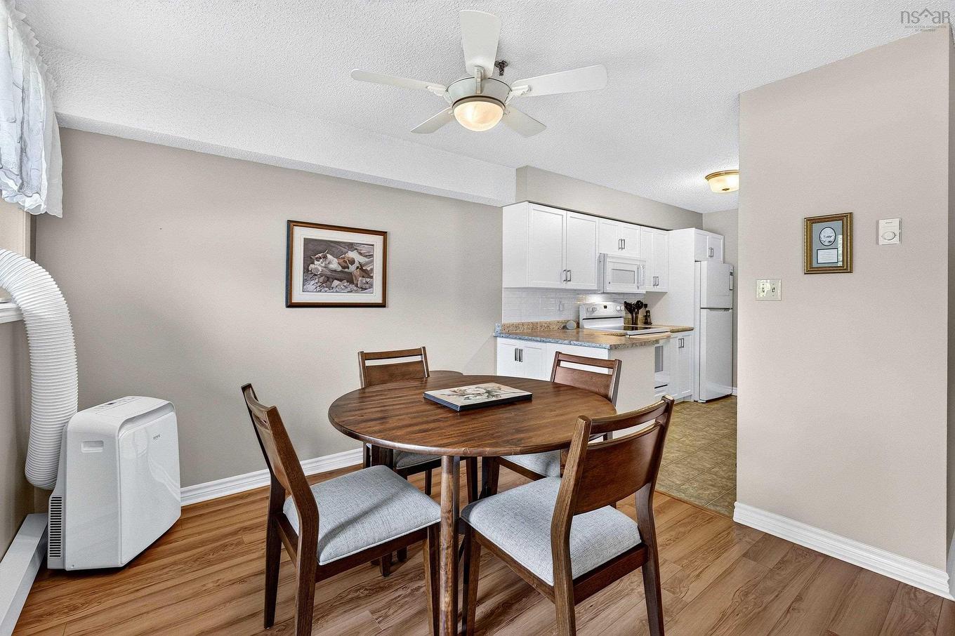 211 15 Knightsridge Drive, Halifax, NS