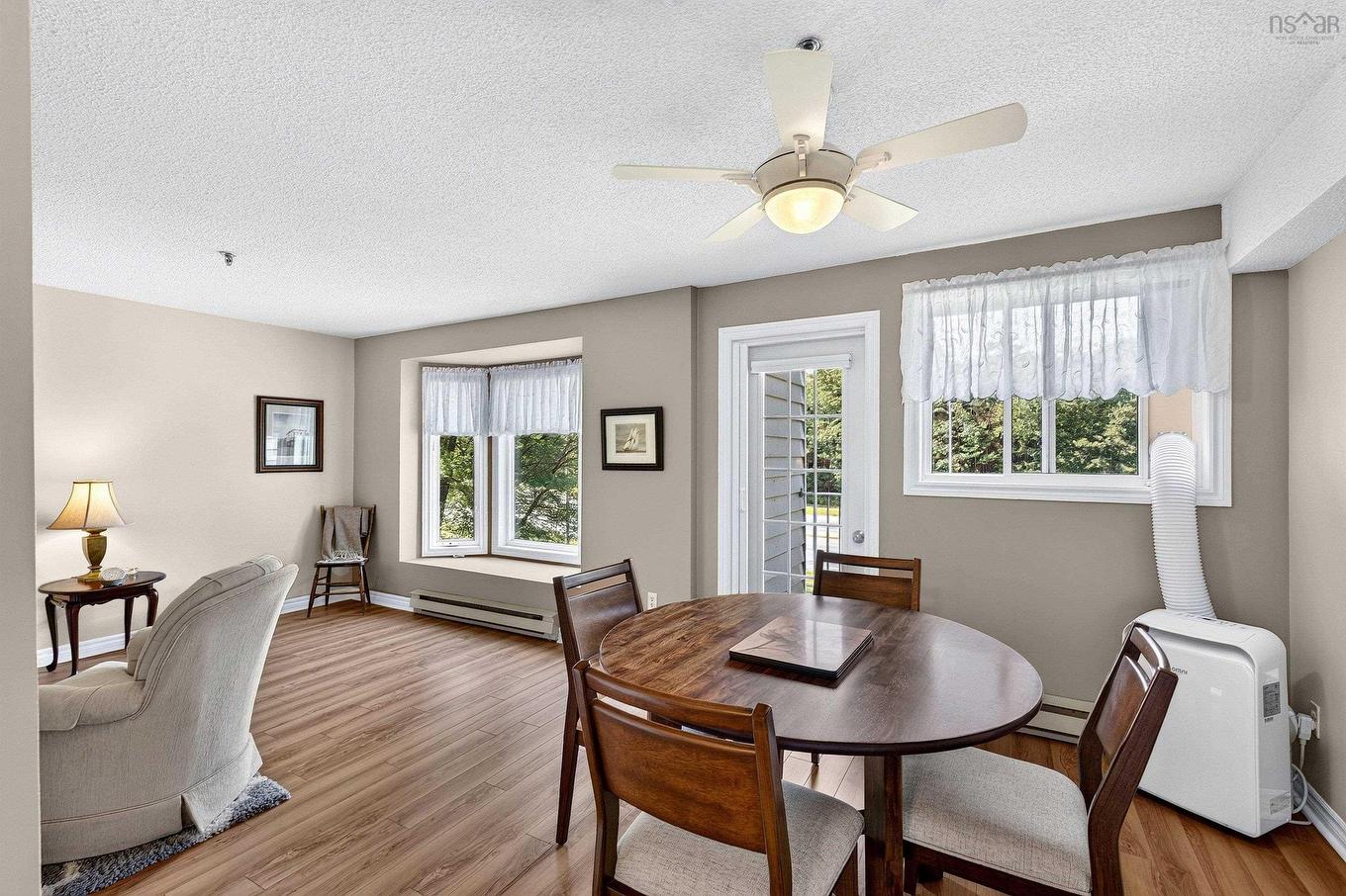 211 15 Knightsridge Drive, Halifax, NS