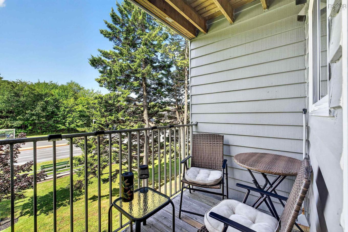 211 15 Knightsridge Drive, Halifax, NS