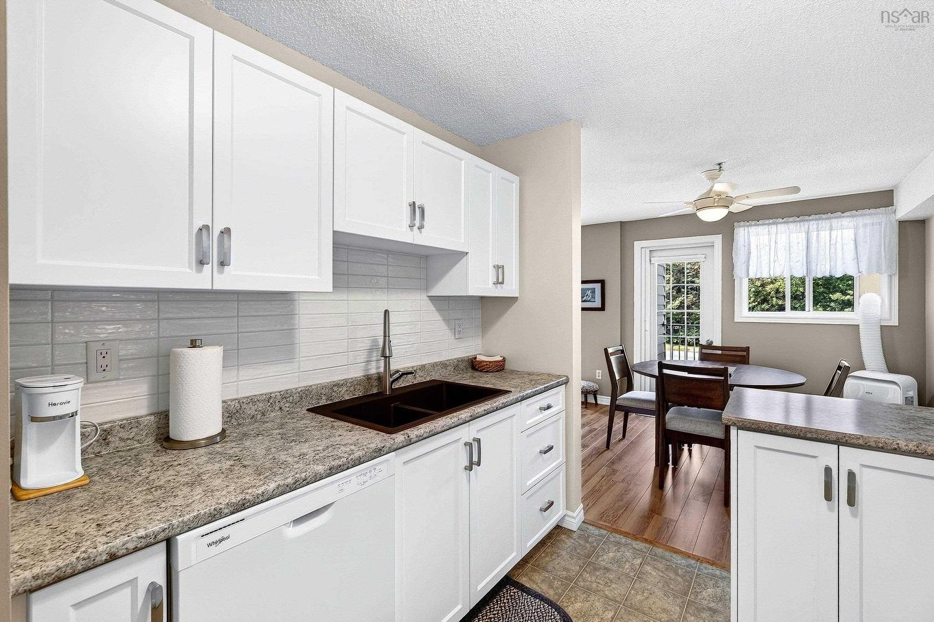 211 15 Knightsridge Drive, Halifax, NS