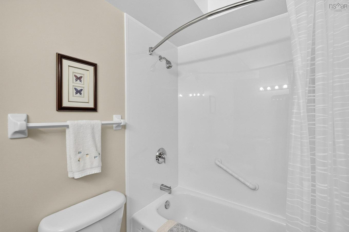211 15 Knightsridge Drive, Halifax, NS
