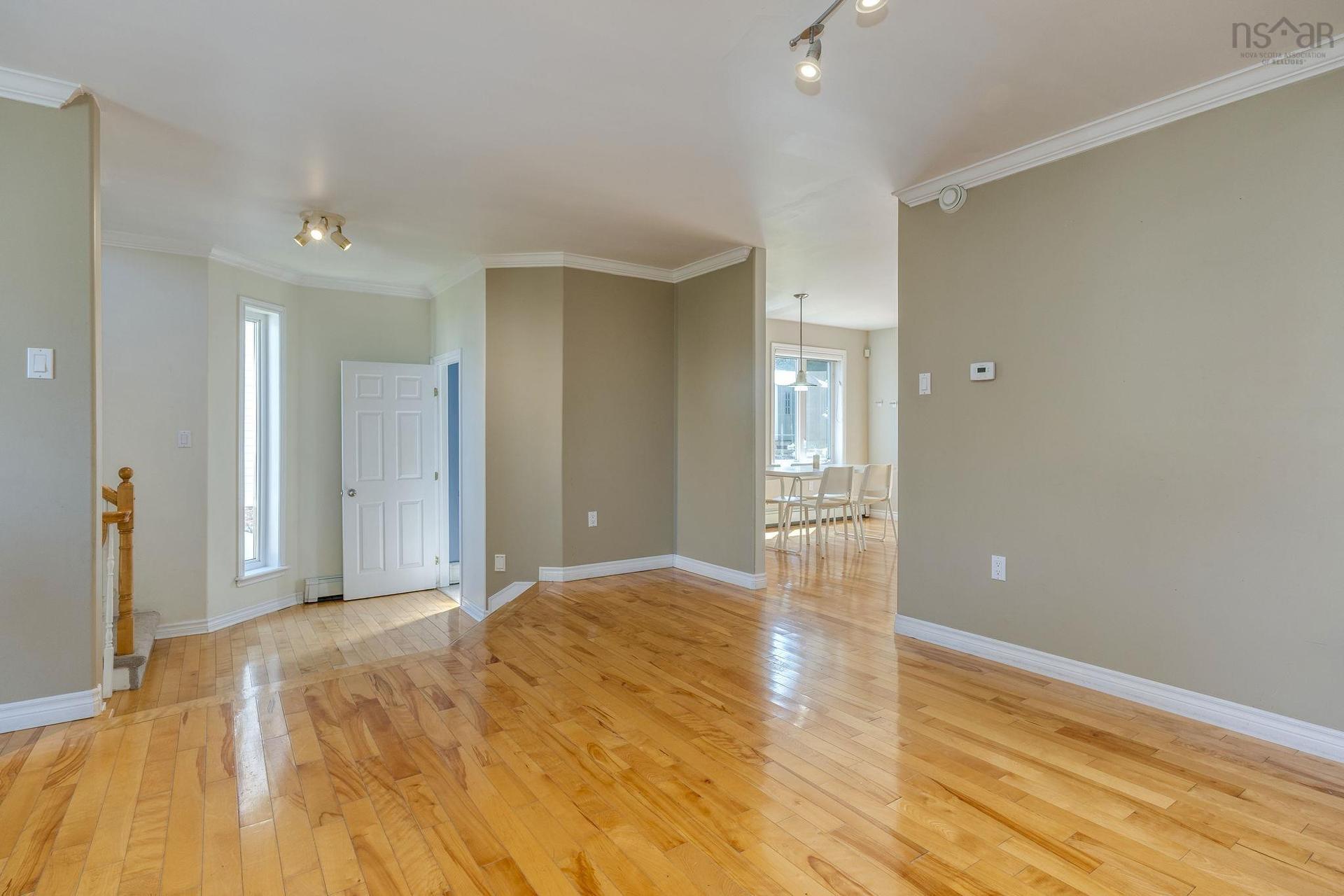 8 Wembley Place, Halifax, NS