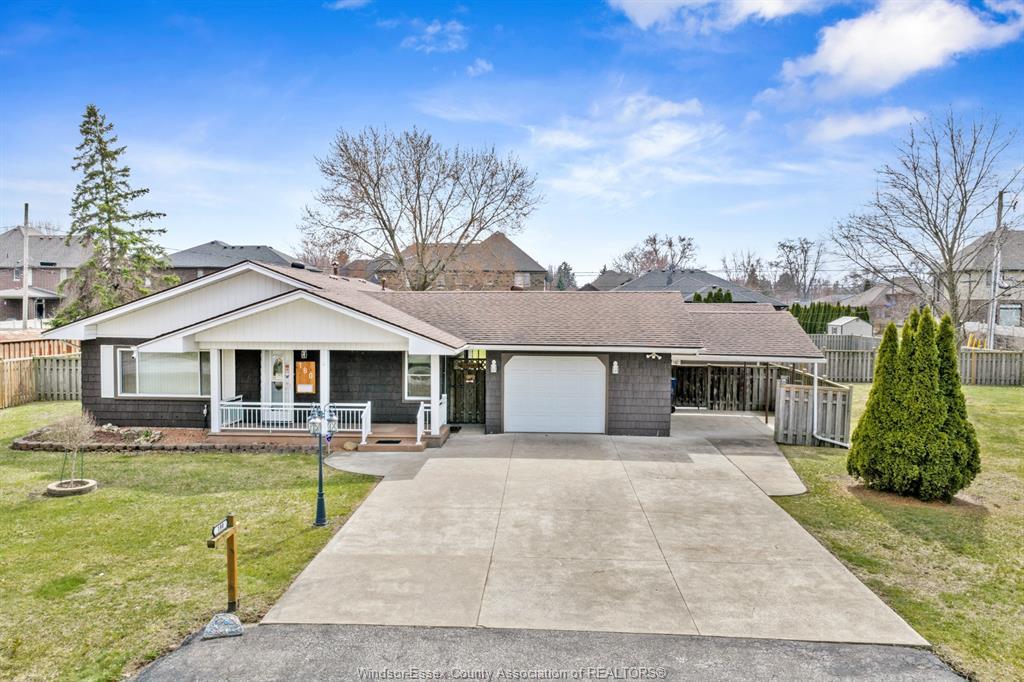 180 Elsworth, Lasalle, ON