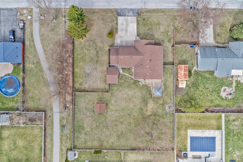 180 Elsworth, Lasalle, ON