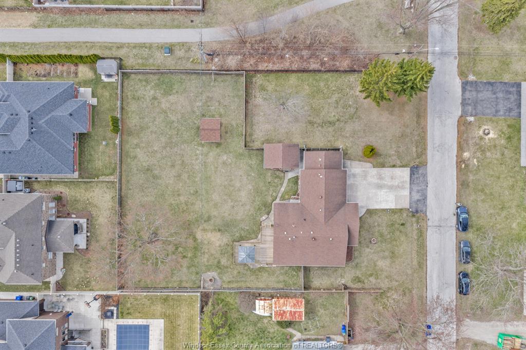 180 Elsworth, Lasalle, ON