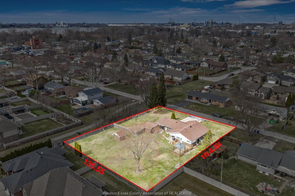 180 Elsworth, Lasalle, ON