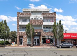 #203-2348 Beacon Ave Sidney, BC V8L 1X3